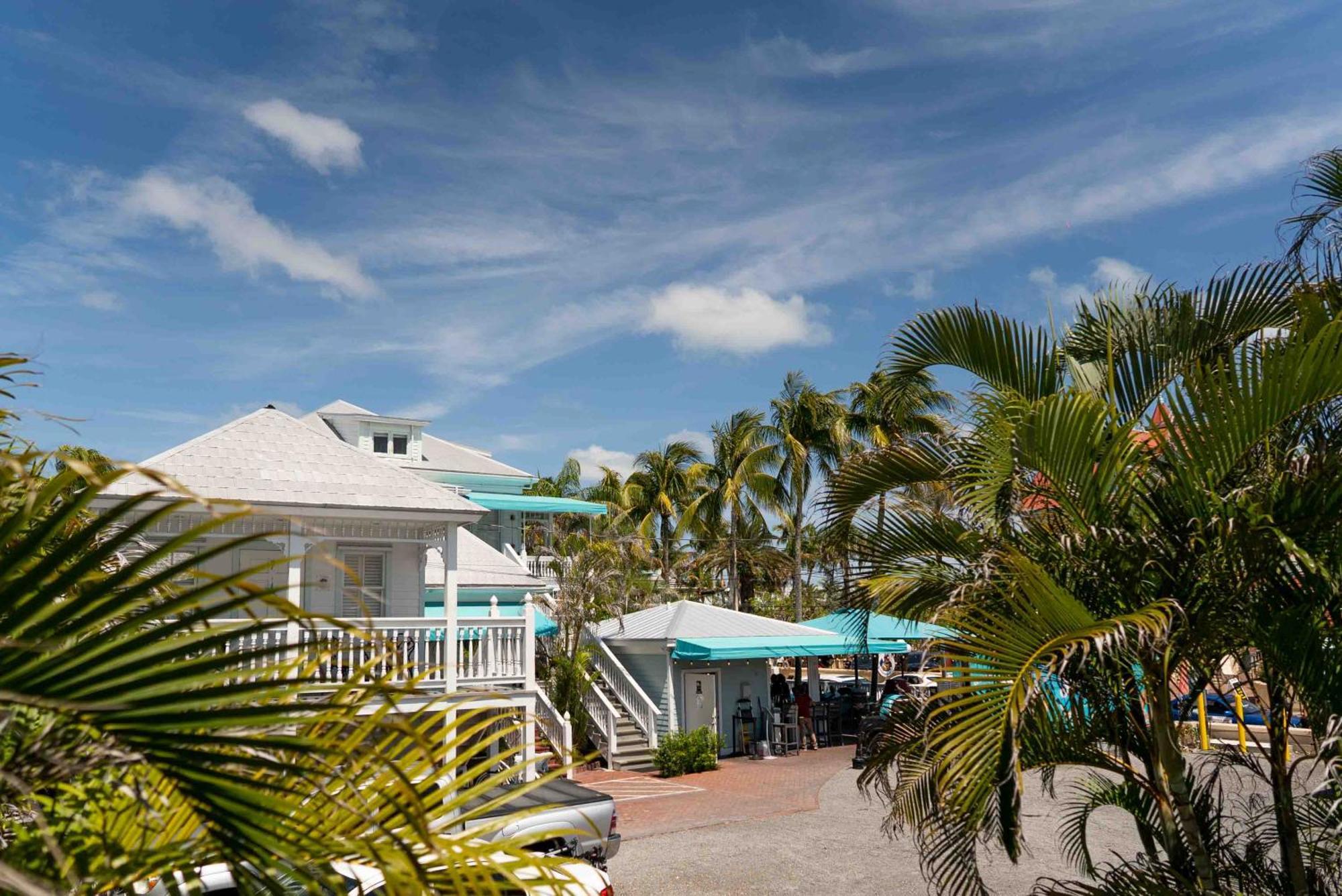 Southernmost Point Guest House & Garden Bar Key West Camera foto